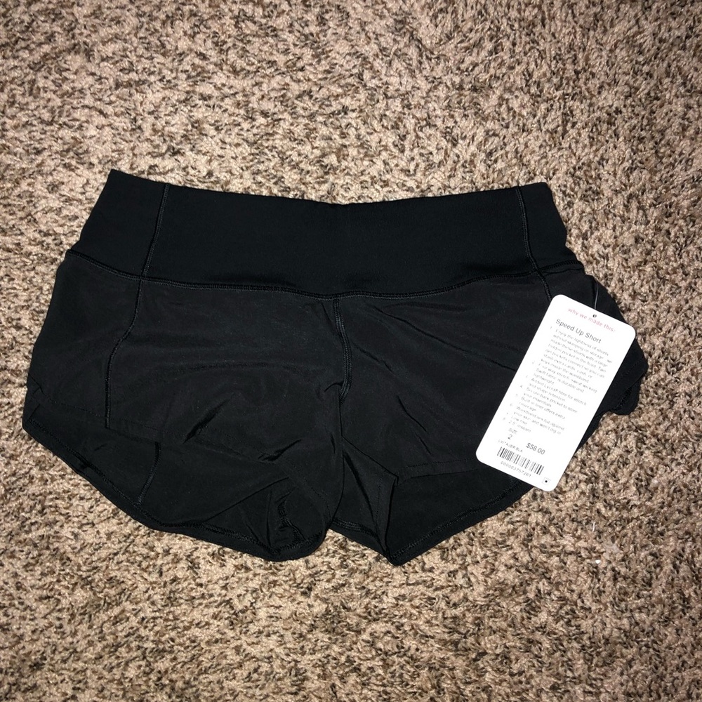 Lululemon Speed Up Short, Size 2, NEW WITH TAGS
